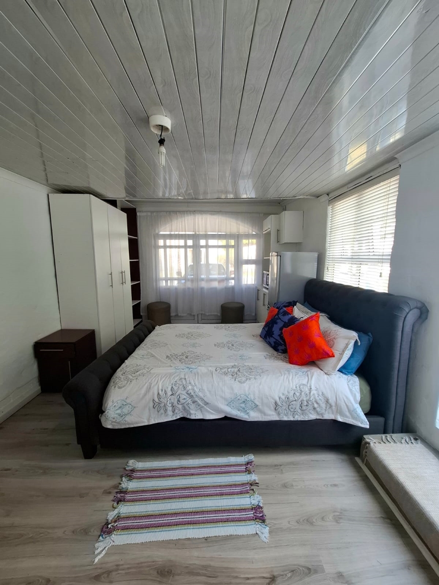 1 Bedroom Property for Sale in Edgemead Western Cape